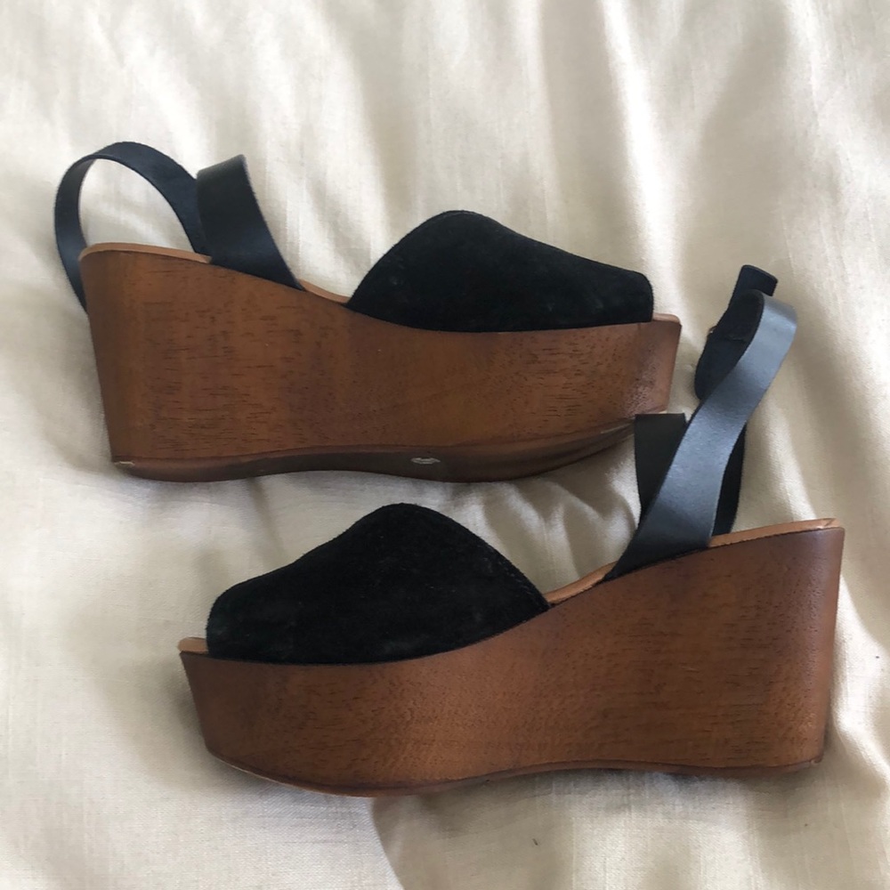 Seychelles Black and Brown Wedges
